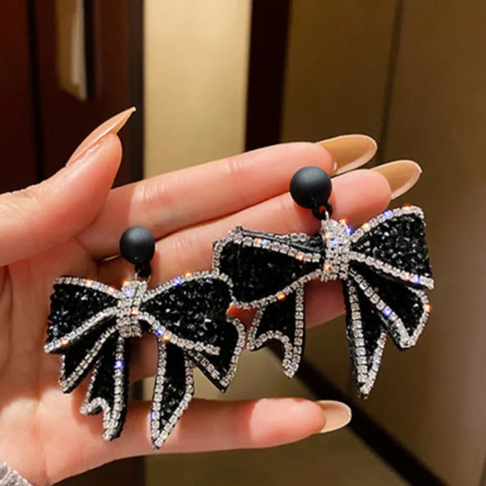 🌸.#1410.  Rhinestone Black Bow Dangle earrings